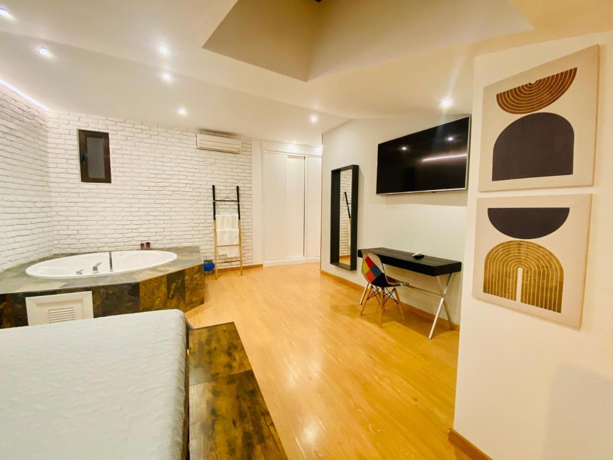 Suite Sorpresa Vut La Taberna Аренас-де-Сан-Педро Экстерьер фото